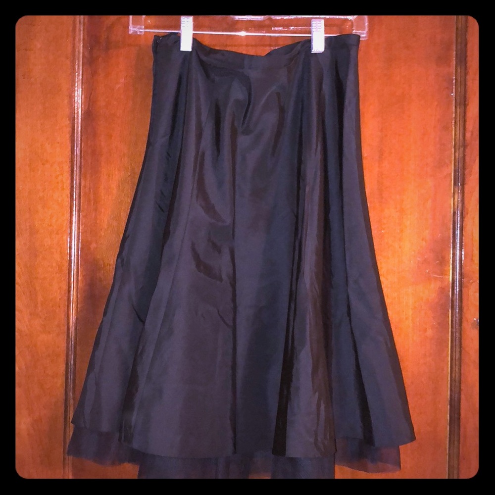 Black skirt with tulle underlay